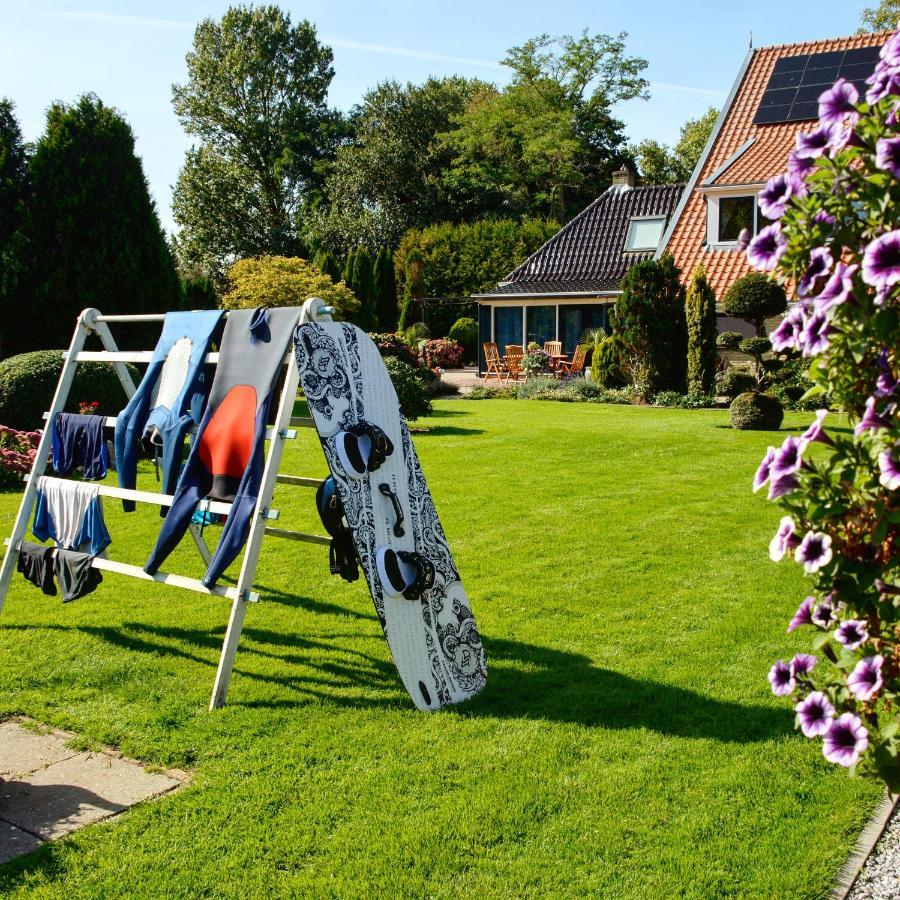 Vakantiehuis Het Voorhuis Op Landgoed Koepeltjesplaats Gaast Luaran gambar